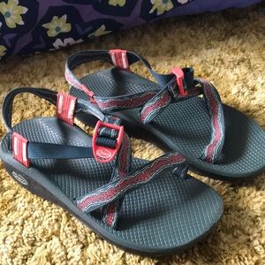 Size 10 Chacos